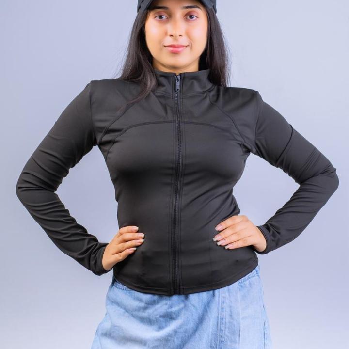 Cleomara Core Zip Jacket